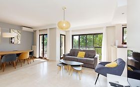 Appartement 3P 71 M2 Avec Parking Gratuit A Cannes